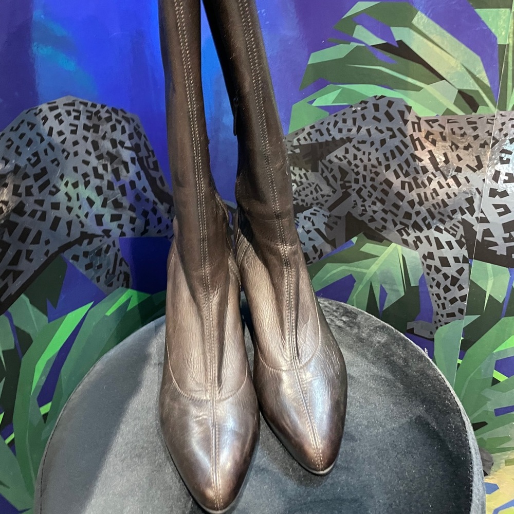 Prada brown boots